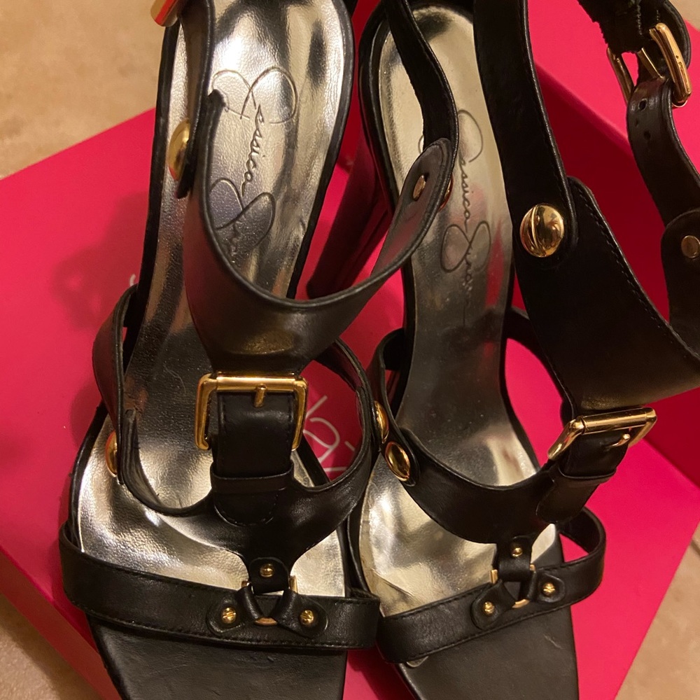 Jessica Simpson Gladiator Heels 7.5 - Picture 3 of 7